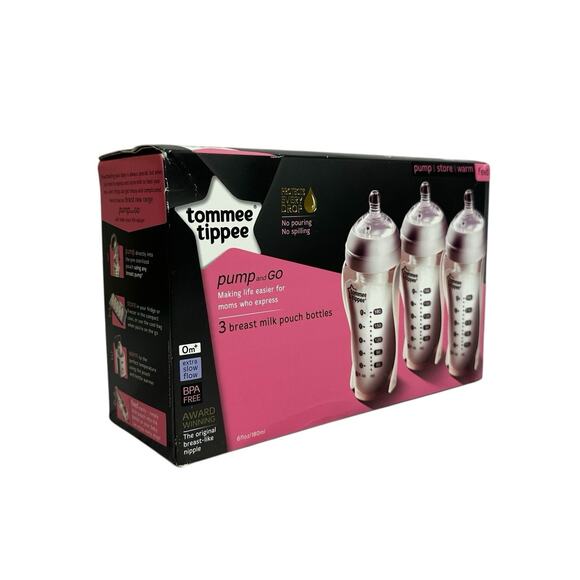 Tommee Tippee Breast Milk Pouch Bottles Starter Set Extra Slow Flow Lot of 2 - Picture 1 of 5